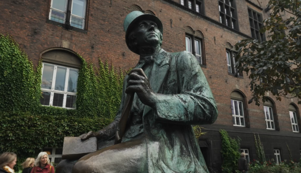 "Jestem z Polski": pomnik Andersena i Tivoli - absolutne must-see pobytu w Kopenhadze 